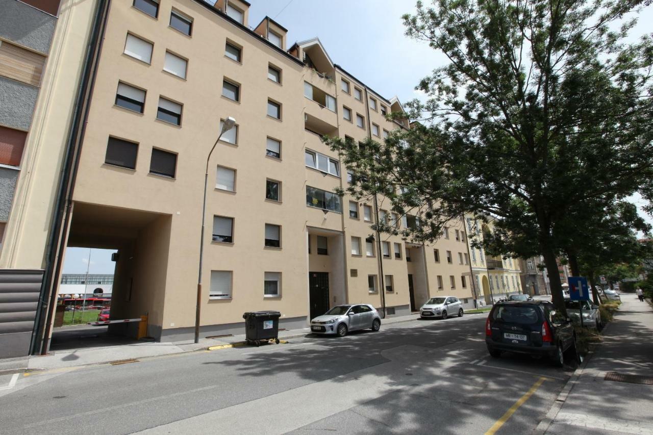Elegant W/parking Maribor